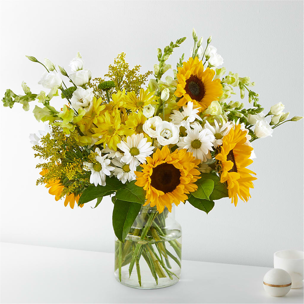 Hello Sunshine Bouquet – CONNY'S FLOWER SHOP INC, Ashland MA